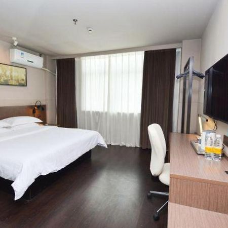 Jinjiang Inn Select Nanjing South Railway Station North Square Buitenkant foto